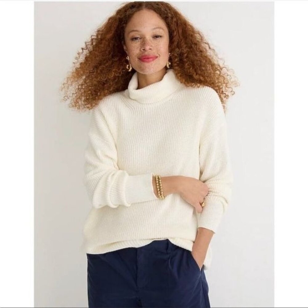 J. Crew Ribbed cashmere blend turtleneck relaxed sweater in Ivory XXS
